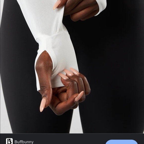 XS NWT Buffbunny crystal clear top in white - Picture 6 of 6